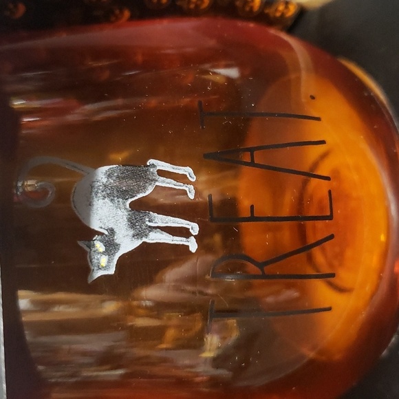 Rae Dunn NWT "TRICK" and "TREAT" Set/2 Stemless Orange Wine Glasses - Picture 3 of 6